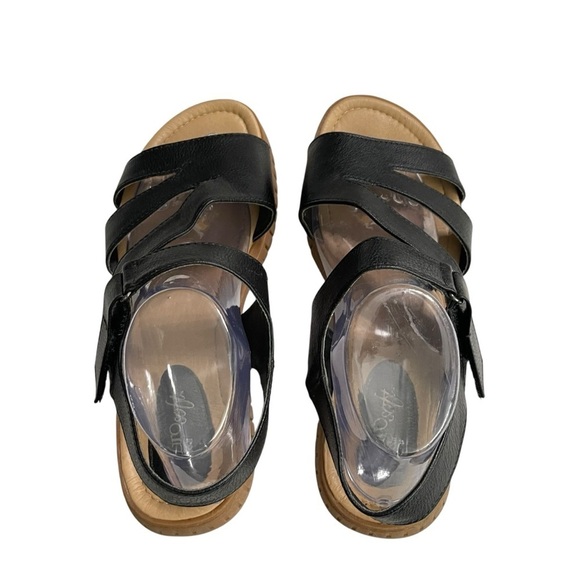 EURO Soft by Sofft Ceejay Open Toe Heel Strap Black
Sandals Shoes 9.5 W - Picture 6 of 13